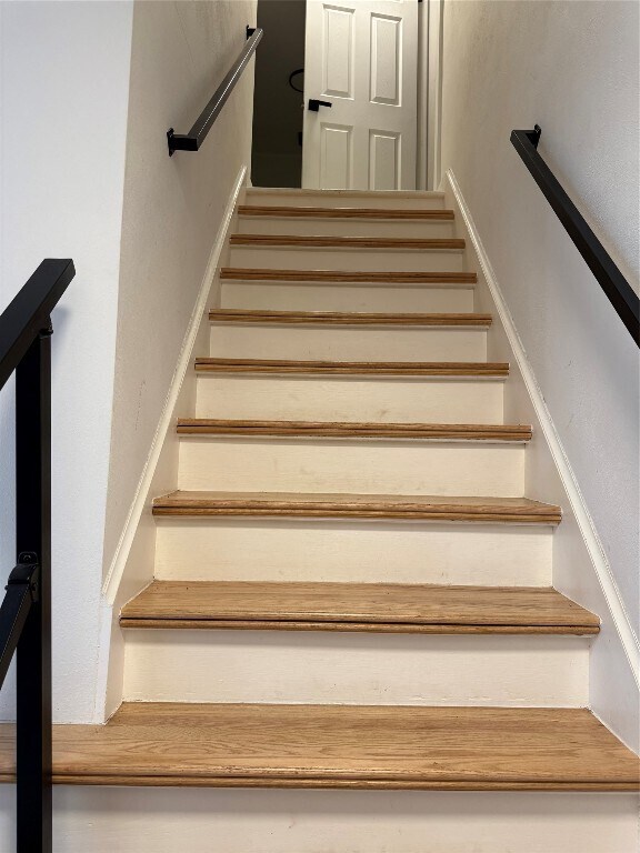 Building Photo - 517 Tulane St