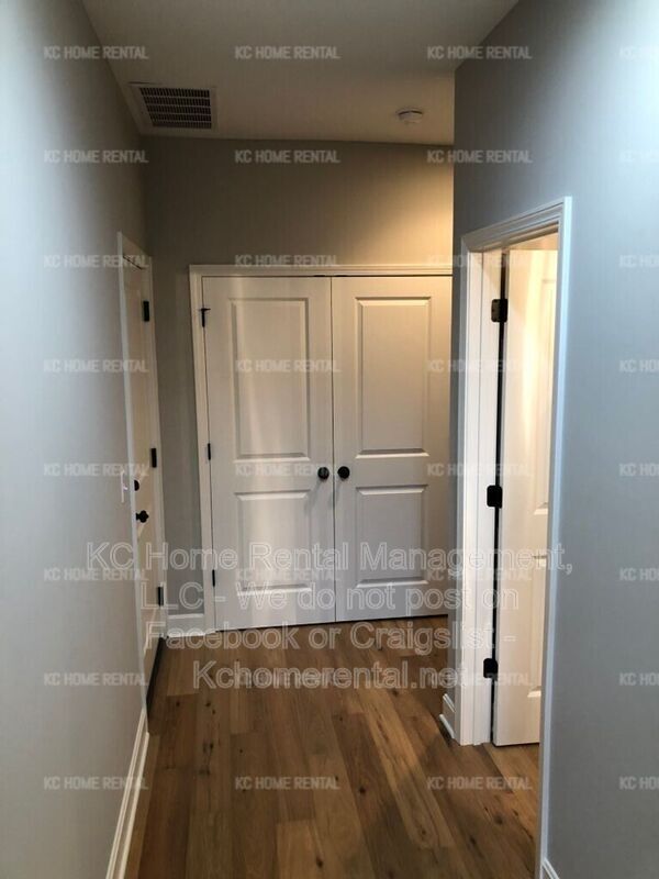 Building Photo - 3931 Genessee St