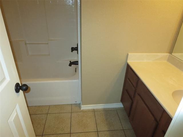 Building Photo - 1305 Ravenwood Dr