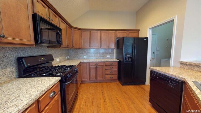 Building Photo - 631 Glenmede Ln