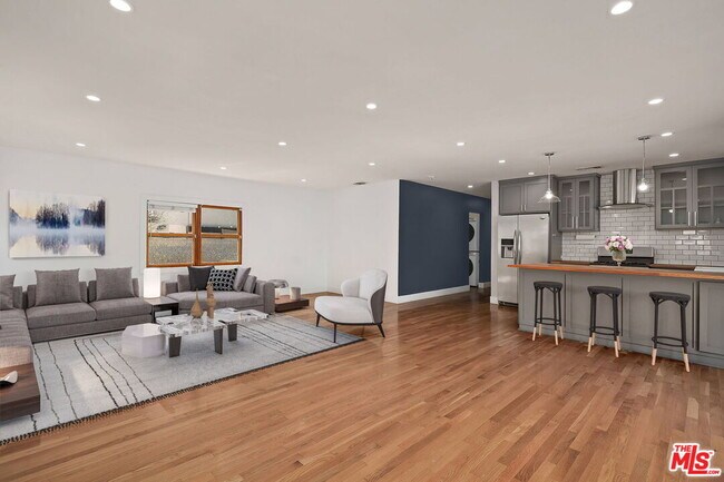 Building Photo - 1453 Hepner Ave