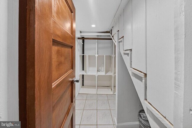 Building Photo - 1353 Kennedy St NW