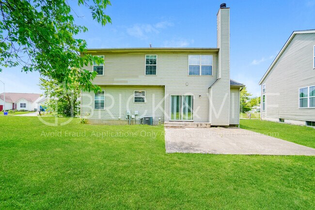 Building Photo - 2722 Barrows Rd