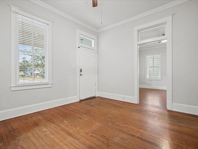 Building Photo - 1151 Caroline Ave