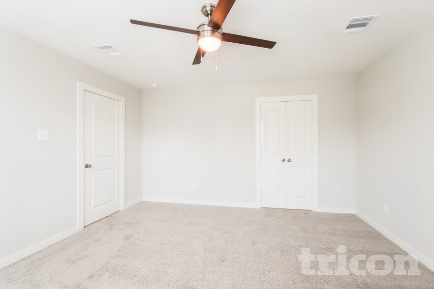 Building Photo - 4914 San Fabiano Ct