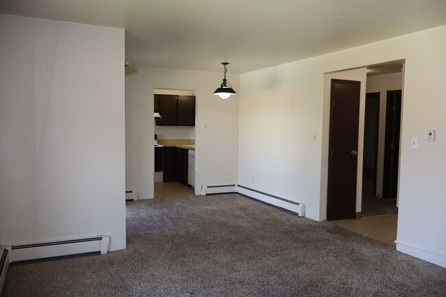 Building Photo - Spacious 2-Bedroom Condo Near Campus West and City Park