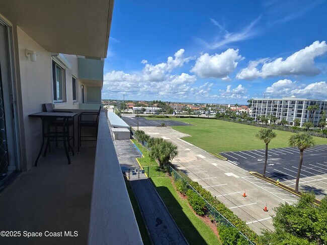 Building Photo - 2020 N Atlantic Ave