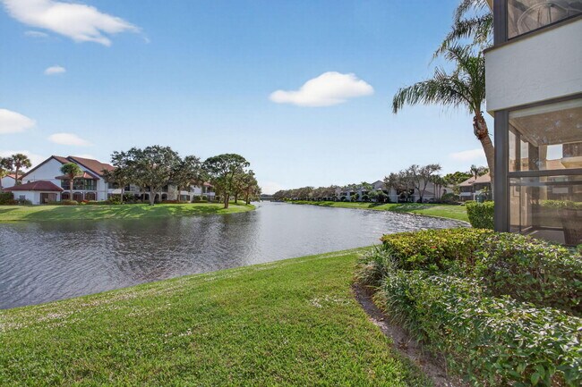 Building Photo - 3940 Back Bay Dr