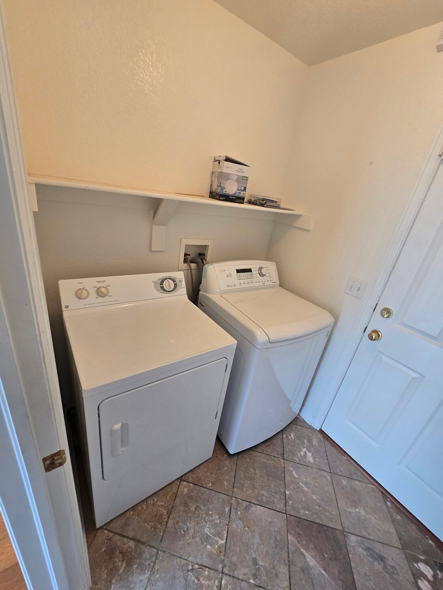 Building Photo - 19653 E 58th Dr