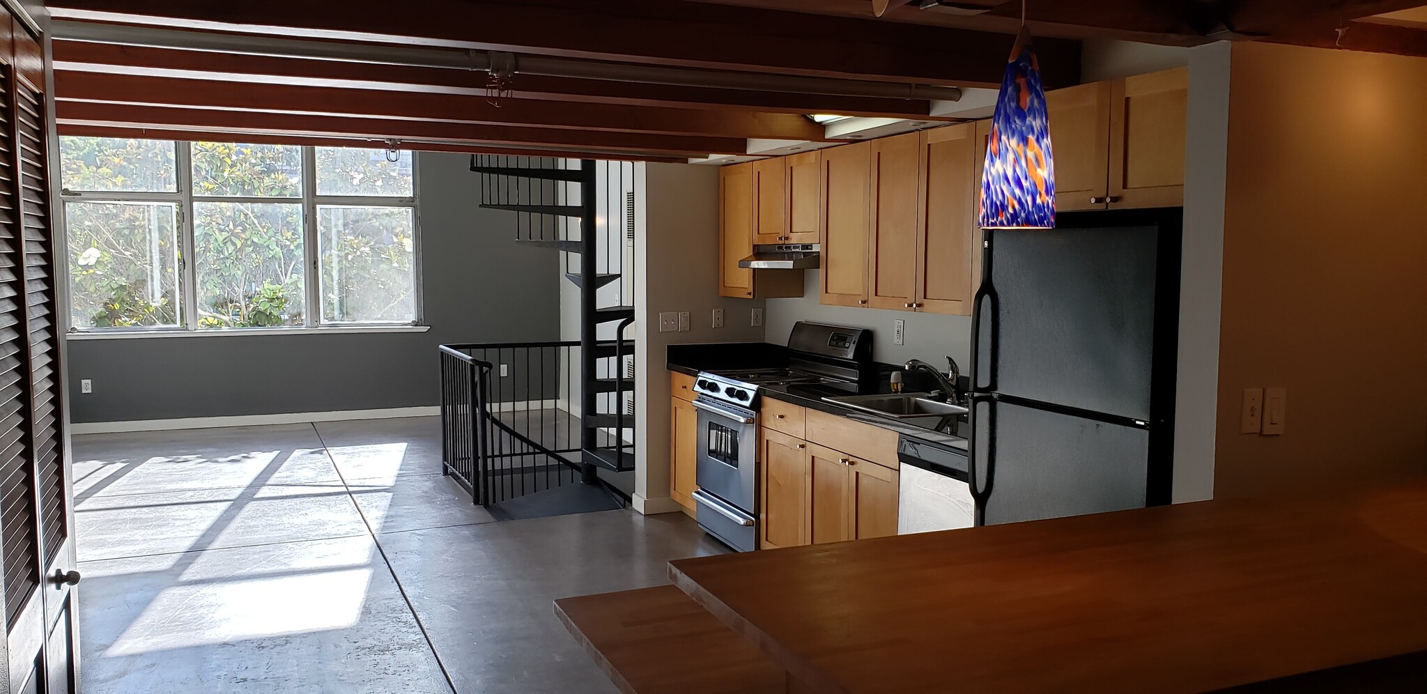 Kitchen & dining room - 701 Pennsylvania Ave