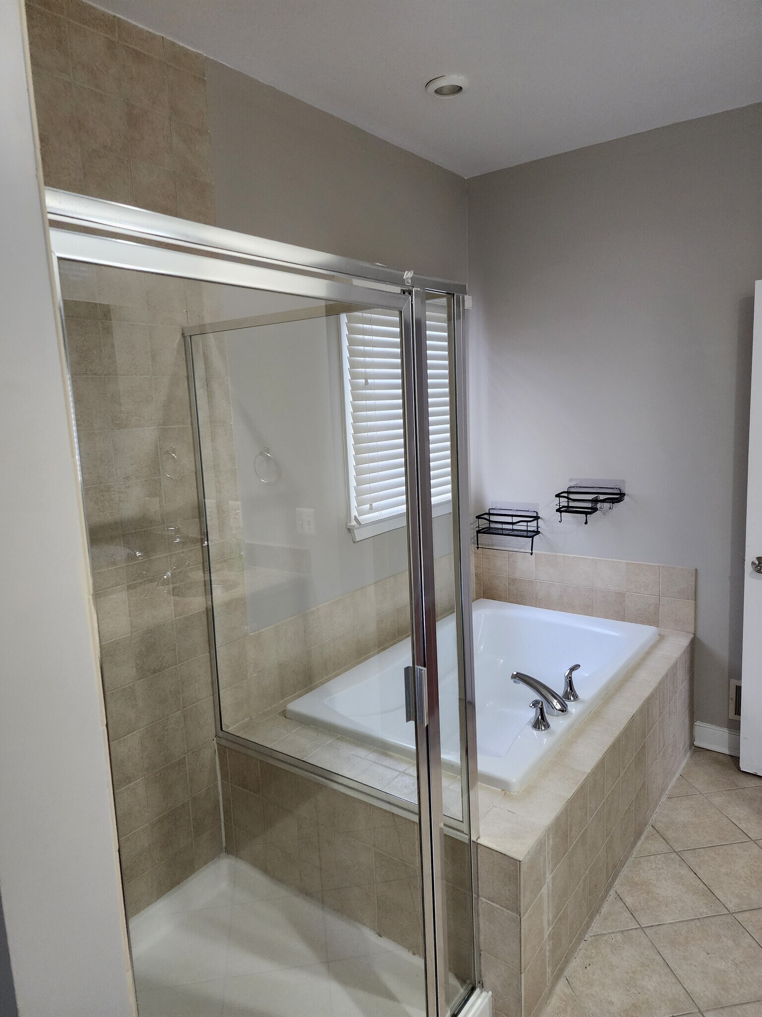 Building Photo - 5606 Baltimore Ave