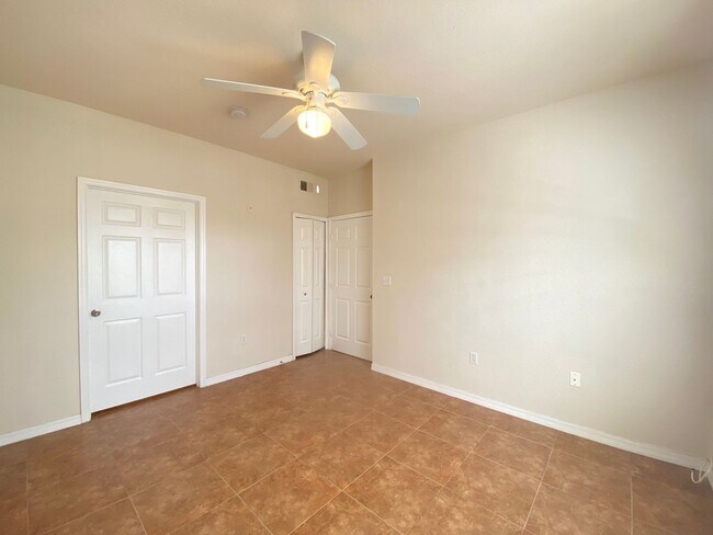 Building Photo - 6025 Westgate Dr