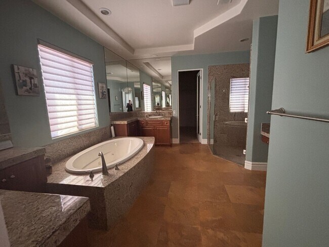 Building Photo - STUNNING STONEBROOK ESTATES HOME