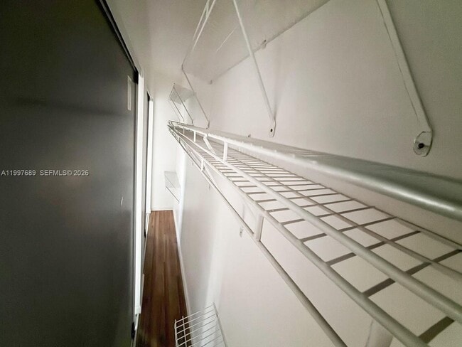 Building Photo - 1400 NE 54th St