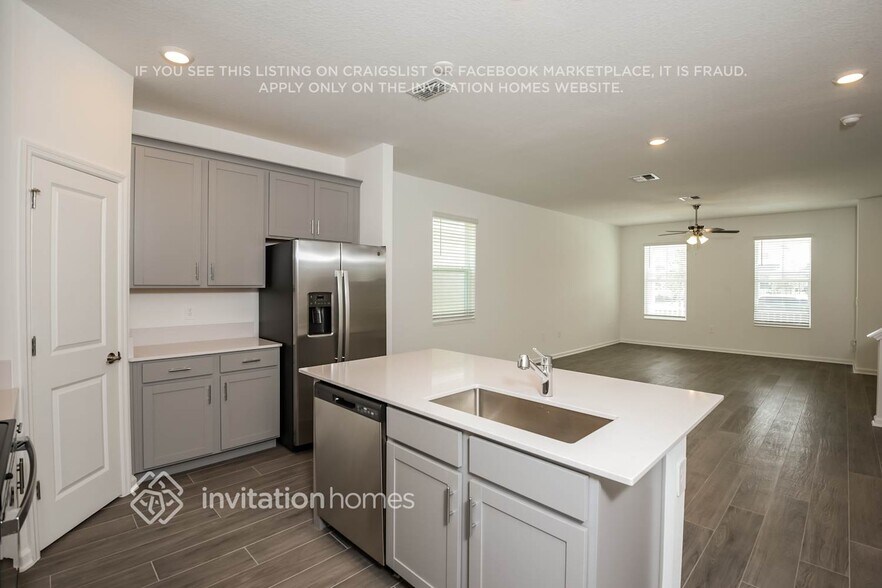 Building Photo - 1567 Cross Prairie Pkwy