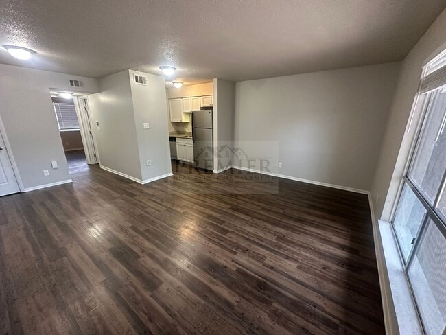 Building Photo - 6029 Barton Ave