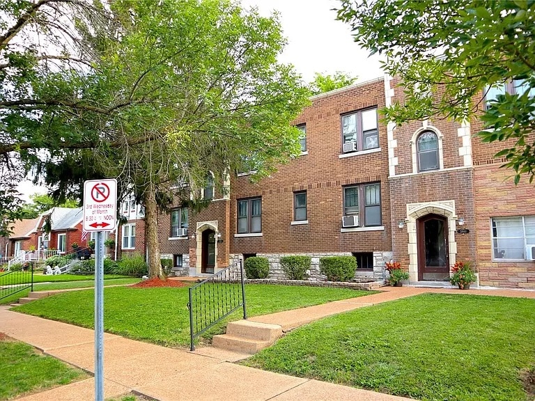 Building Photo - 3844 Wilmington Ave