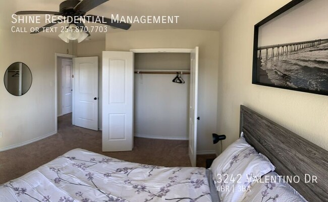 Building Photo - 3242 Valentino Dr