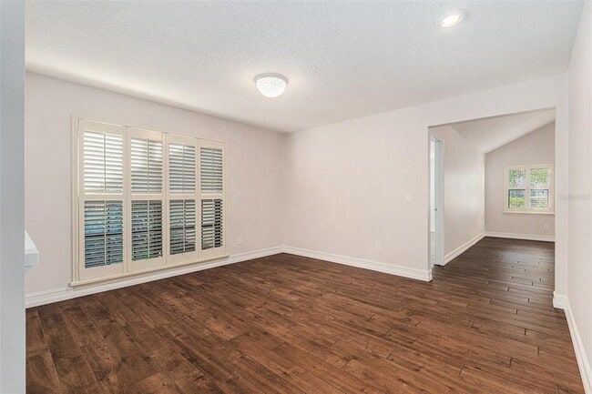 Building Photo - 505 Cullen Ct