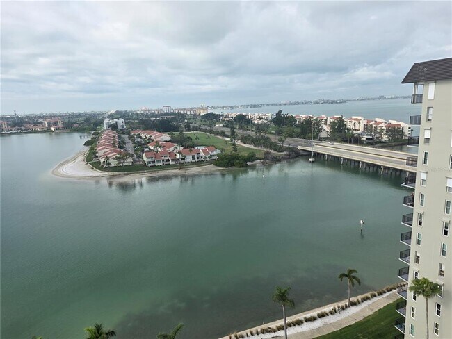 Building Photo - 5200 Brittany Dr S