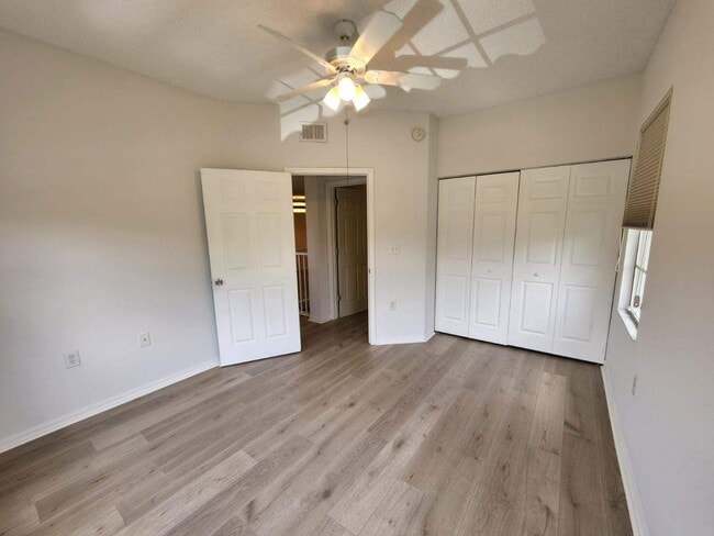 Building Photo - 5551 Bentgrass Dr