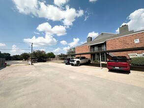 Building Photo - 3330 Caldera Blvd