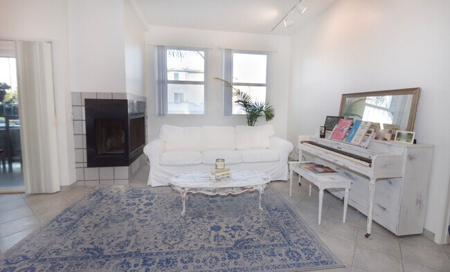 Primary Photo - Long Term, Unfurnished Rental in Imperial ...