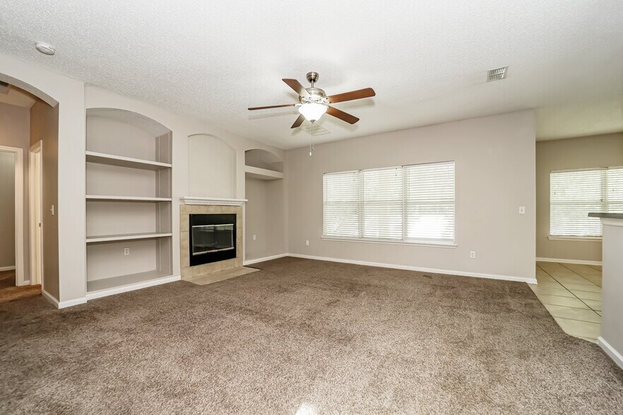 Building Photo - 133 Casa Sevilla Ave