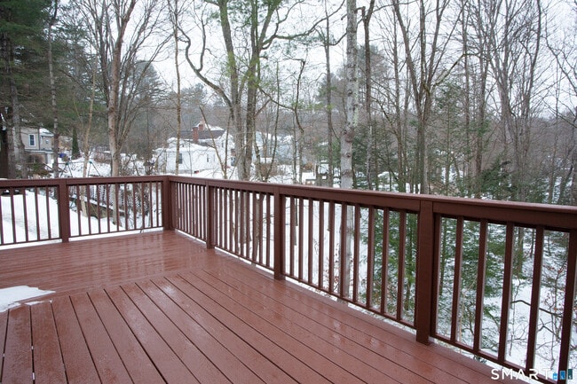 Building Photo - 27 High St