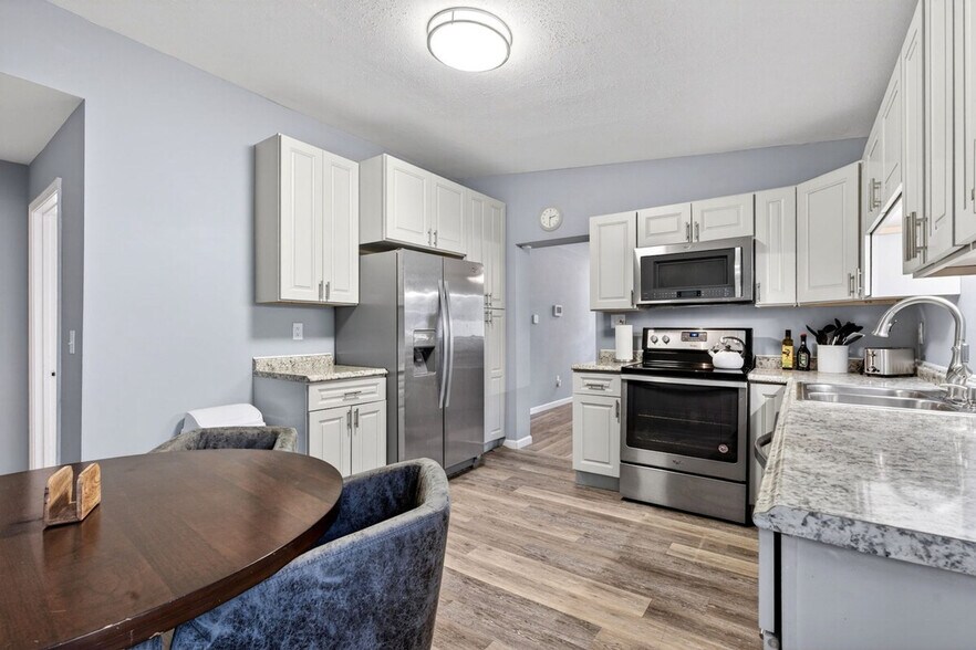 Building Photo - 7792 Alicia Ct