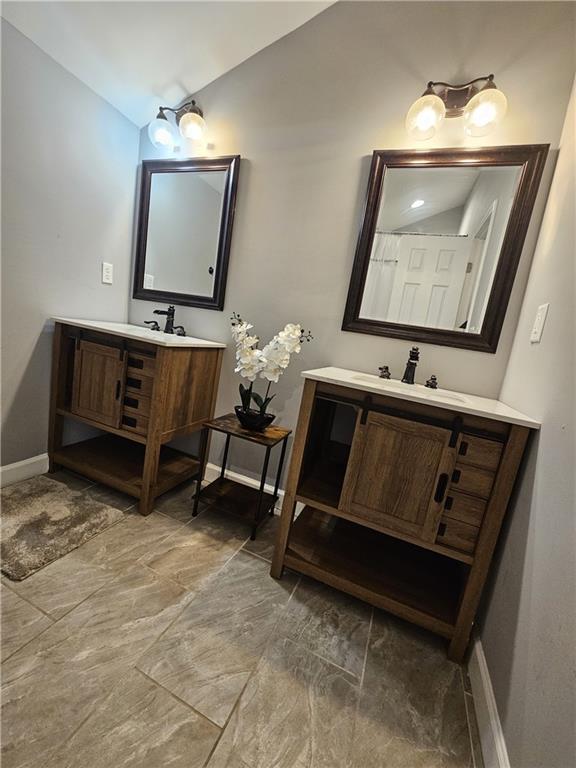 Building Photo - 2138 Donald Lee Hollowell Pkwy NW