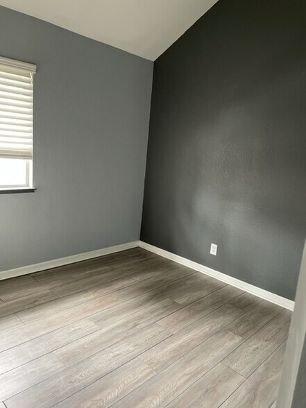 Building Photo - 1068 Summerplace Dr
