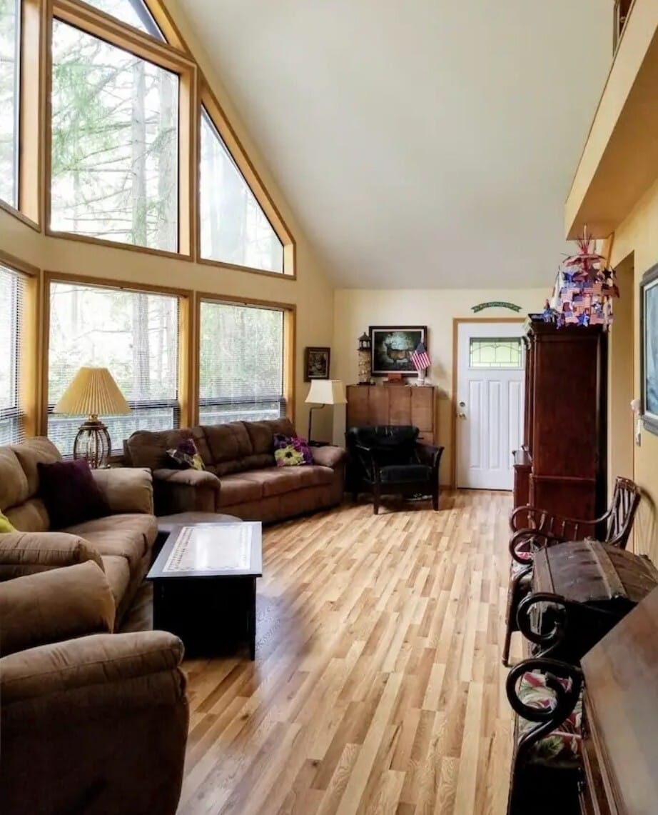Family room - 11415 Leschi Cir