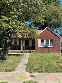 Building Photo - 2 BEDROOM HOUSE in Mt. Vernon...