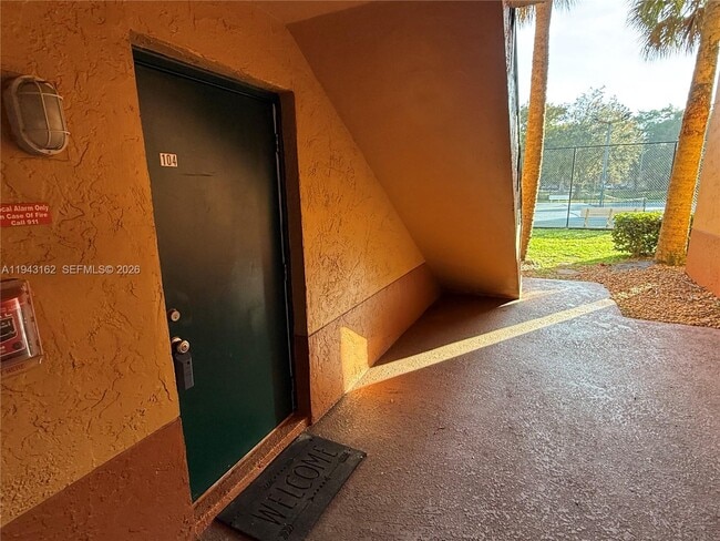 Building Photo - 10773 Cleary Blvd