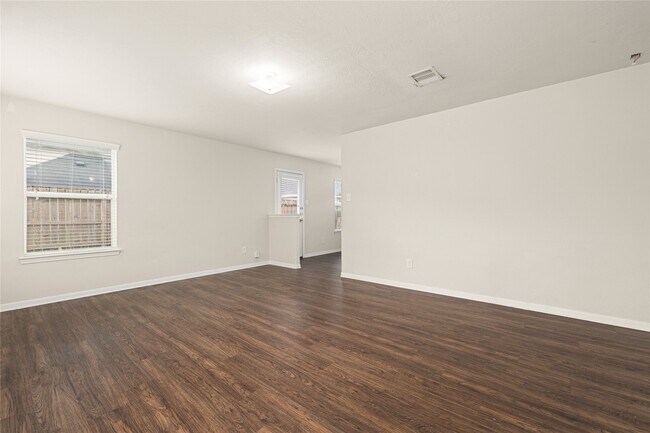 Building Photo - 21415 Partha Way