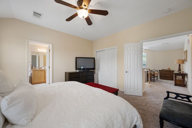 Building Photo - Charming 3-Bed in Avery Ranch | Park Views...