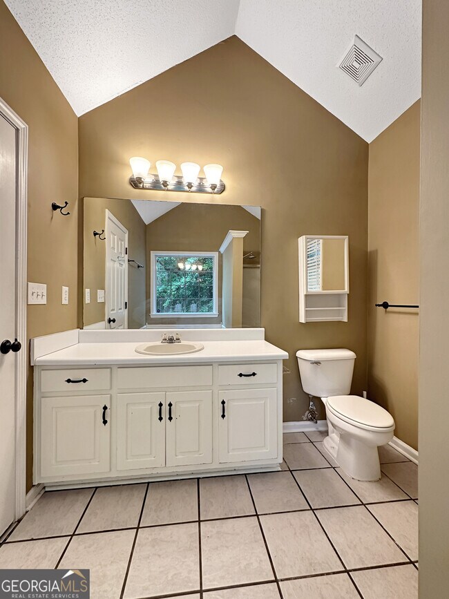 Building Photo - 77 Paces Landing Way