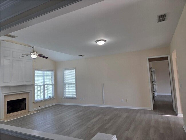 Building Photo - 8155 Cavendish Pl