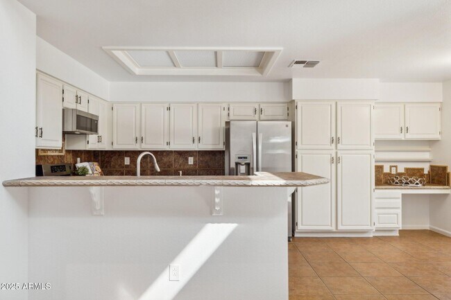 Building Photo - 16421 N 49th St