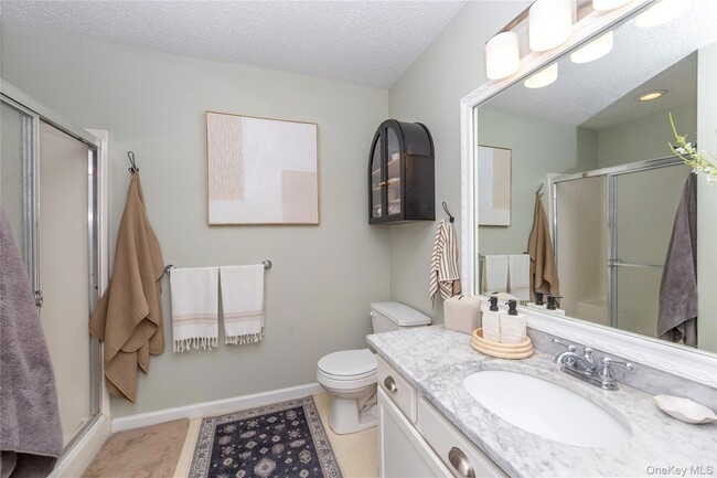 Building Photo - 3 Evergreen Way