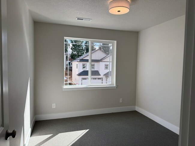 Building Photo - Beautiful Four Bedroom New Construction Home For Rent