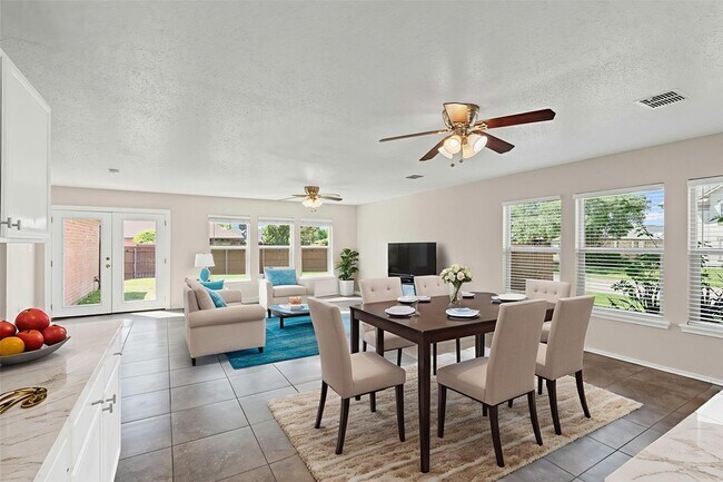 Building Photo - 6505 Tara Ln