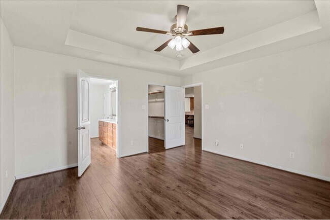 Building Photo - 204 Raven Ridge Ct