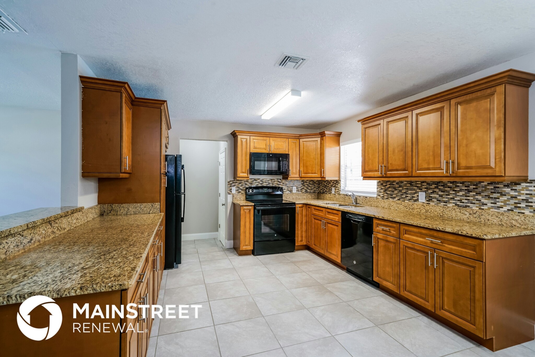 Building Photo - 1532 Ormond Ave