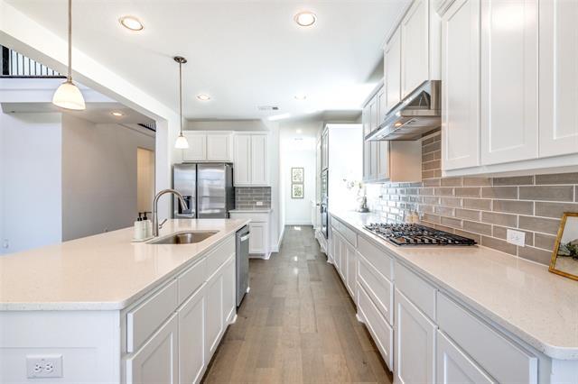 Building Photo - 4221 Sandhills Ln