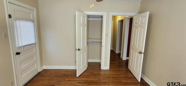 Building Photo - 409 Sunny Ln