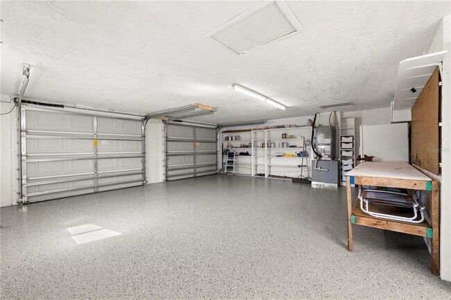 Building Photo - 5041 Bay Blvd