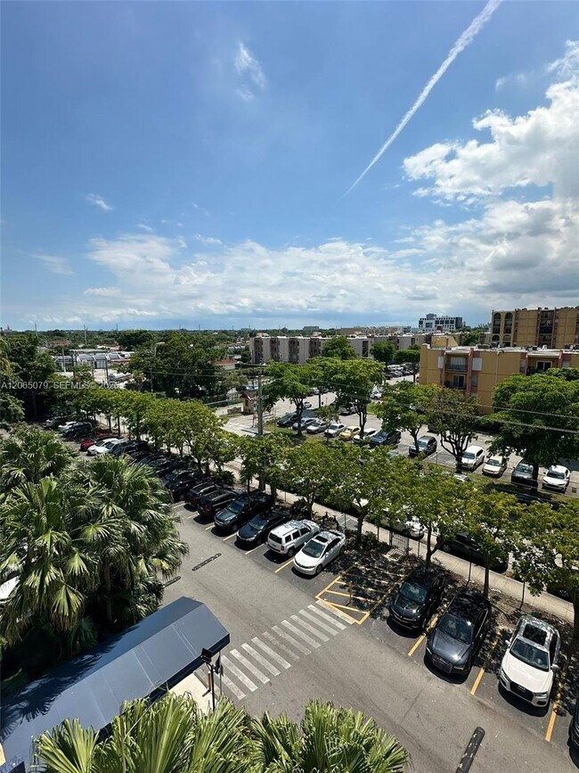 Building Photo - 801 NW 47th Ave