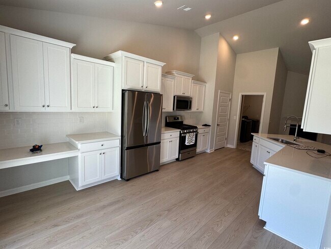 Building Photo - 1804 Sunshine Ct